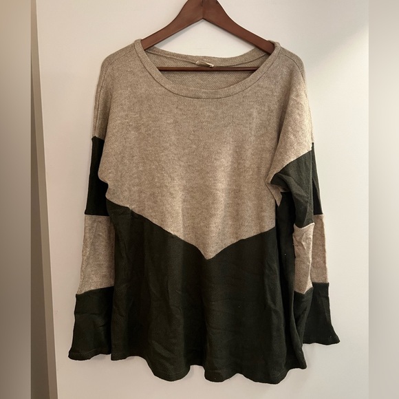 Light Knit Beige and Green Sweater - Picture 1 of 2
